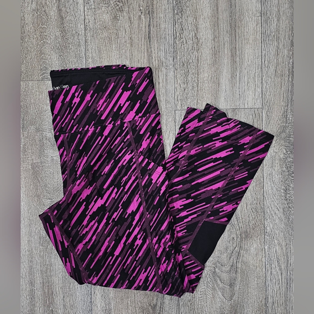 Calvin Klein Performance Leggings-Size Small